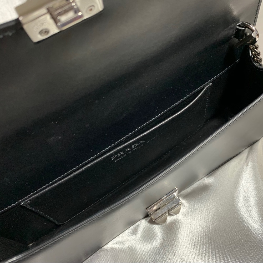 NEW✨Prada elektra clutch with chain - Picture 10 of 12